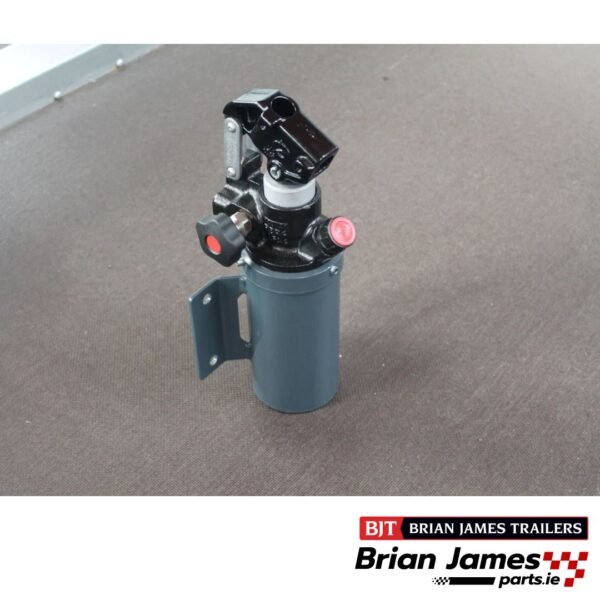 Brian James Trailers Manual Hydraulic Pump, Single acting, dual stroke